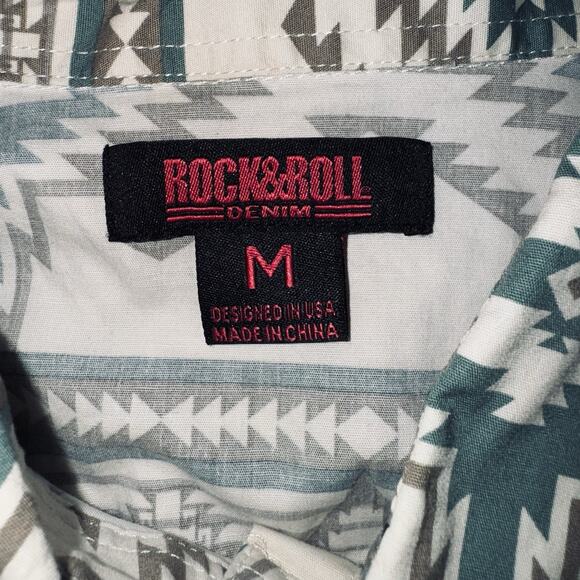 NWOT Rock Roll Denim Medium Cowgirl Aztec Western Shirt Women Blue White Rodeo - Picture 7 of 10